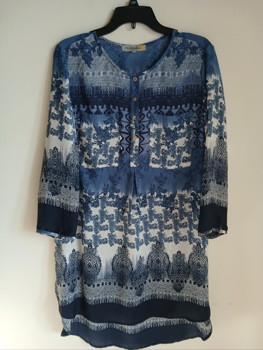 Figueroa & Flower Blue Blouse Size Large